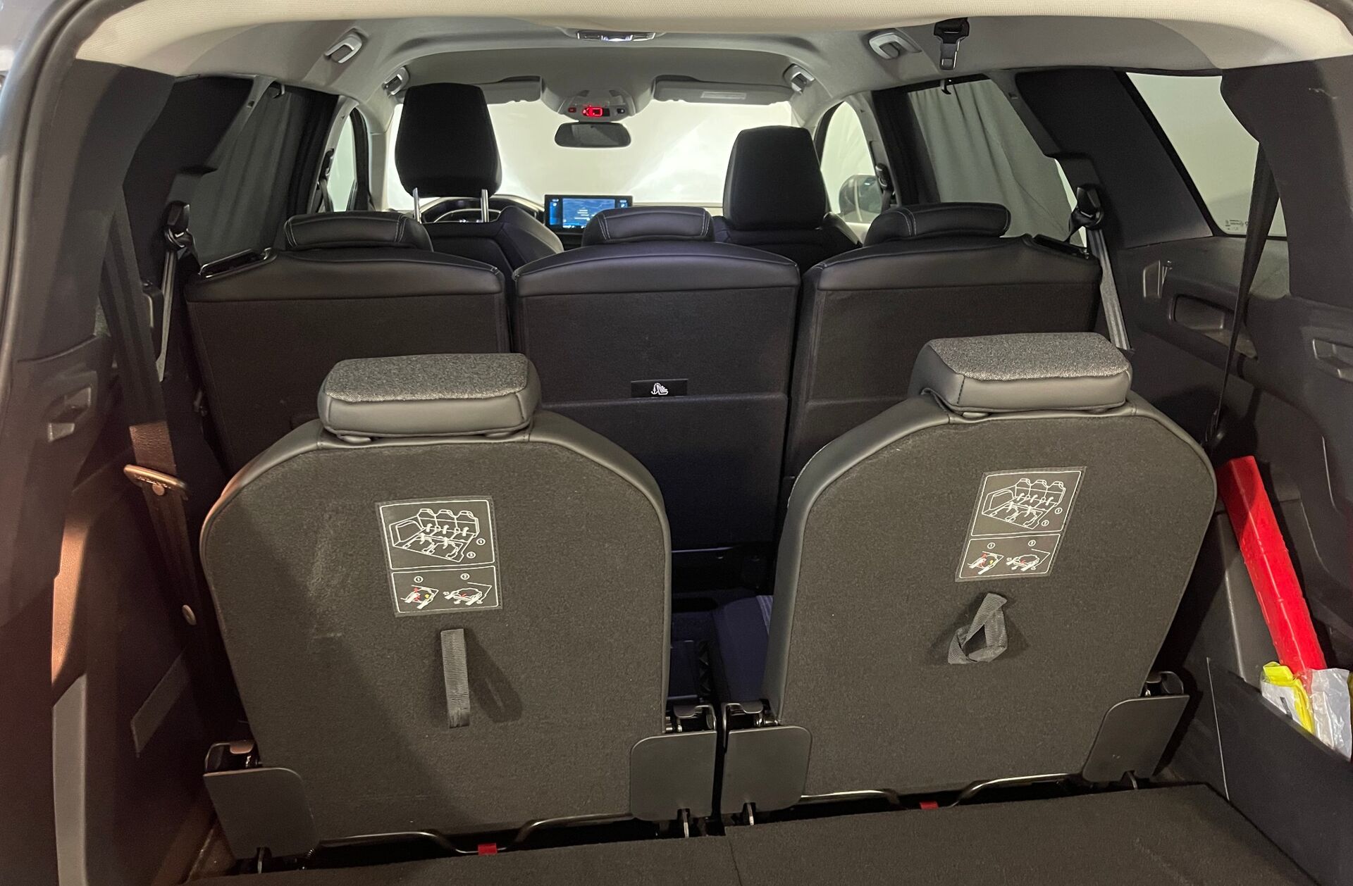 PEUGEOT 5008 1.5 BlueHDi Allure