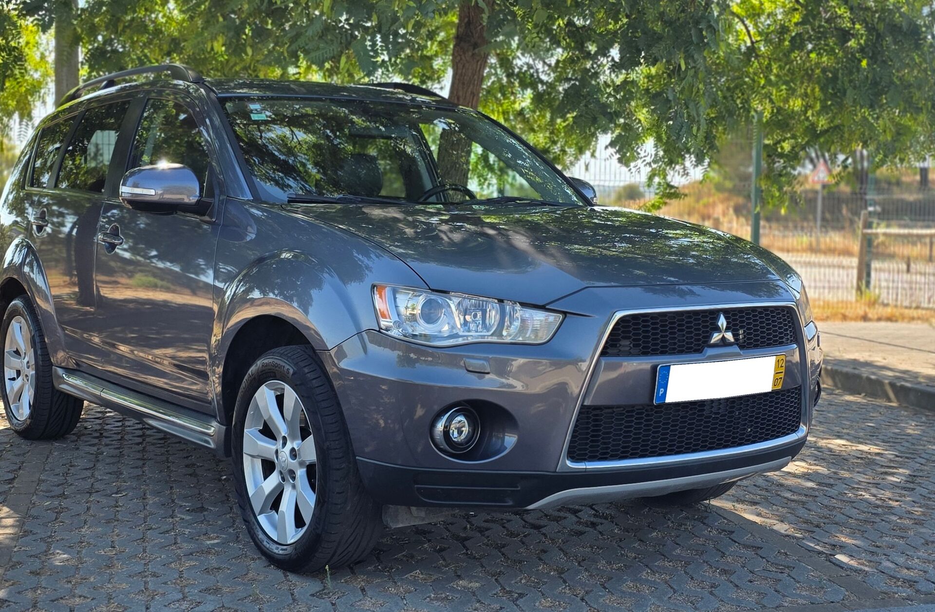 MITSUBISHI Outlander 2.2 DI-D Instyle