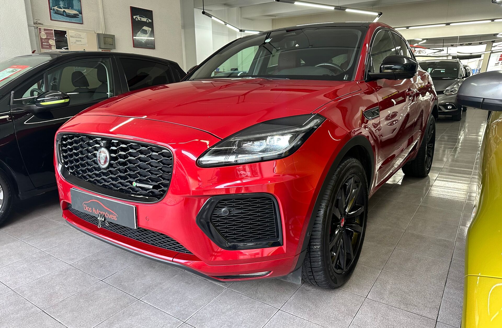 JAGUAR E-Pace 1.5 P300e R-Dynamic SE AWD Aut.