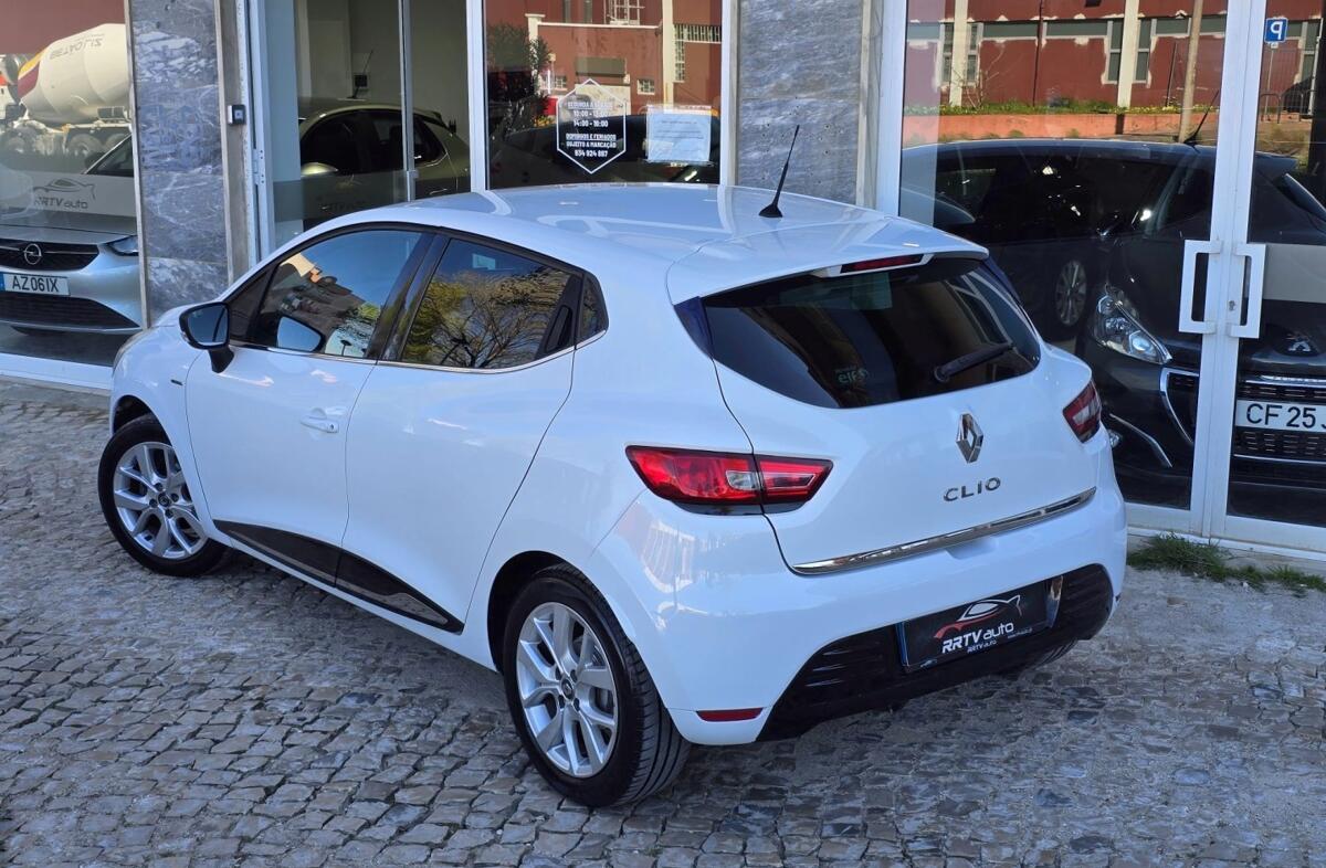 RENAULT Clio 1.5 dCi Limited