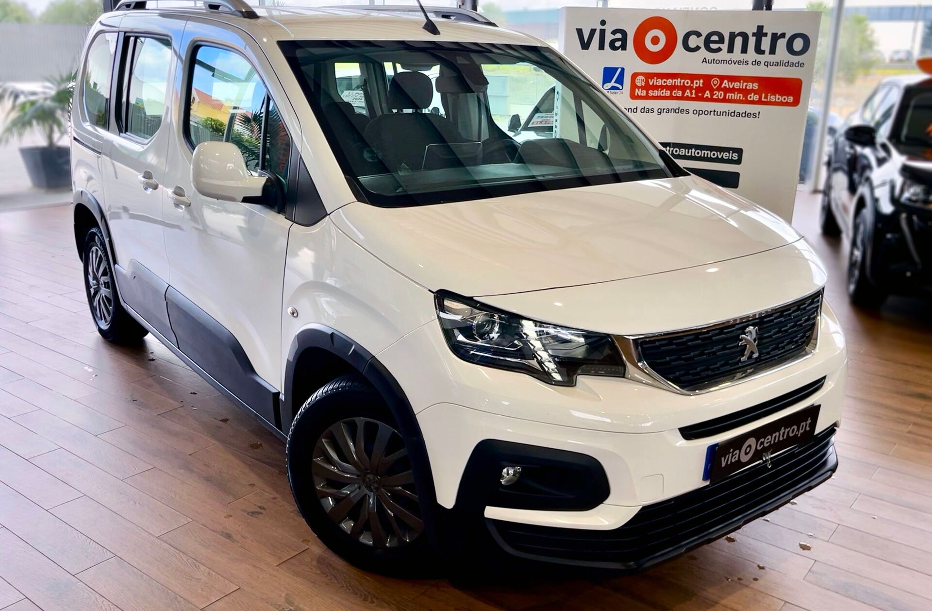 PEUGEOT Rifter 1.2 PureTech Allure