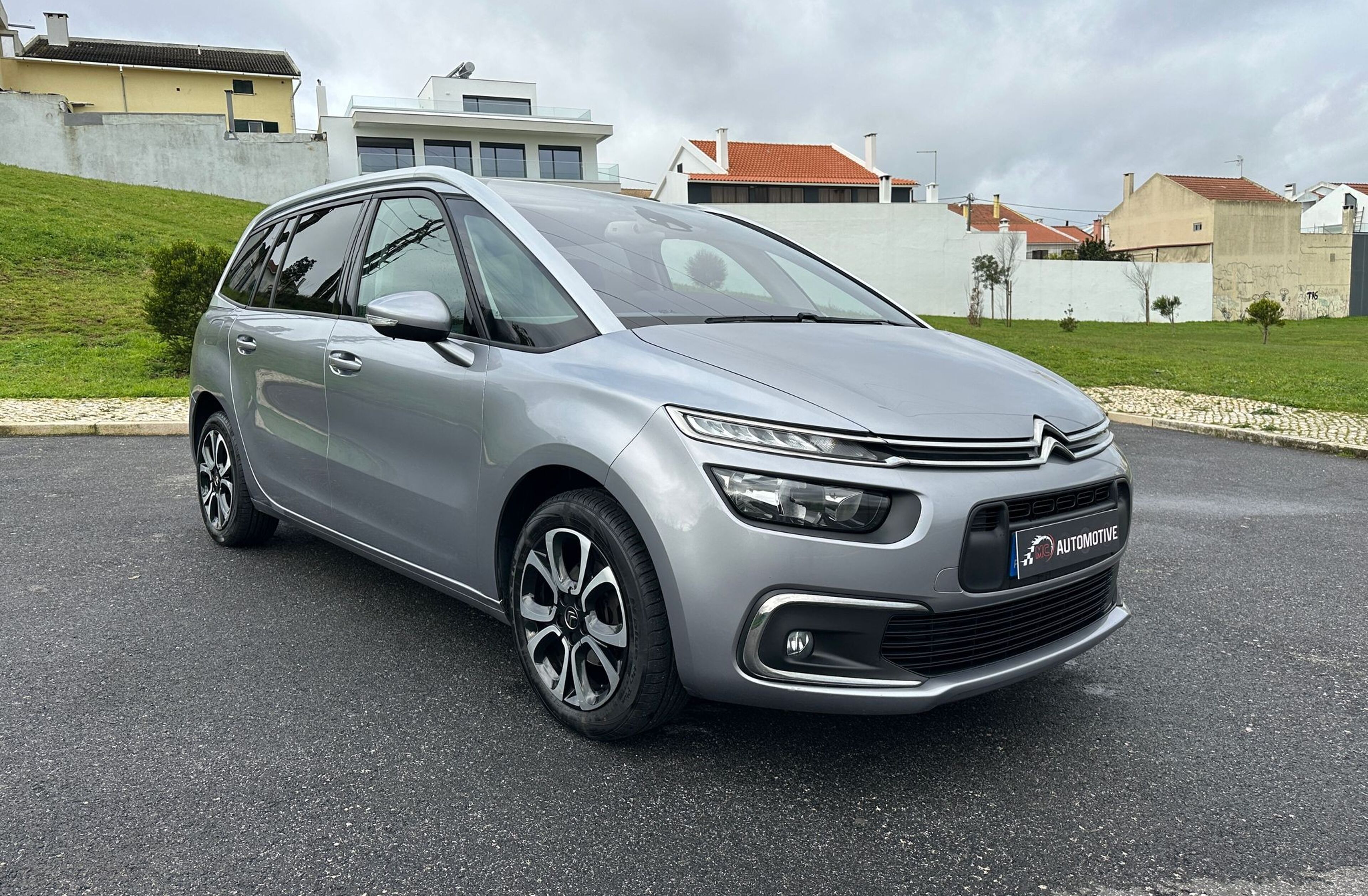 CITROEN C4 1.5 BlueHDi Shine EAT8