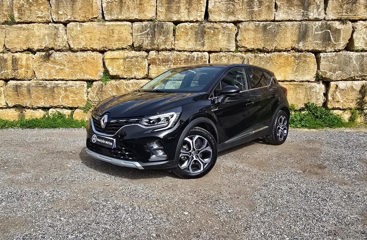 RENAULT Captur 1.6 E-Tech Plug-In Intens