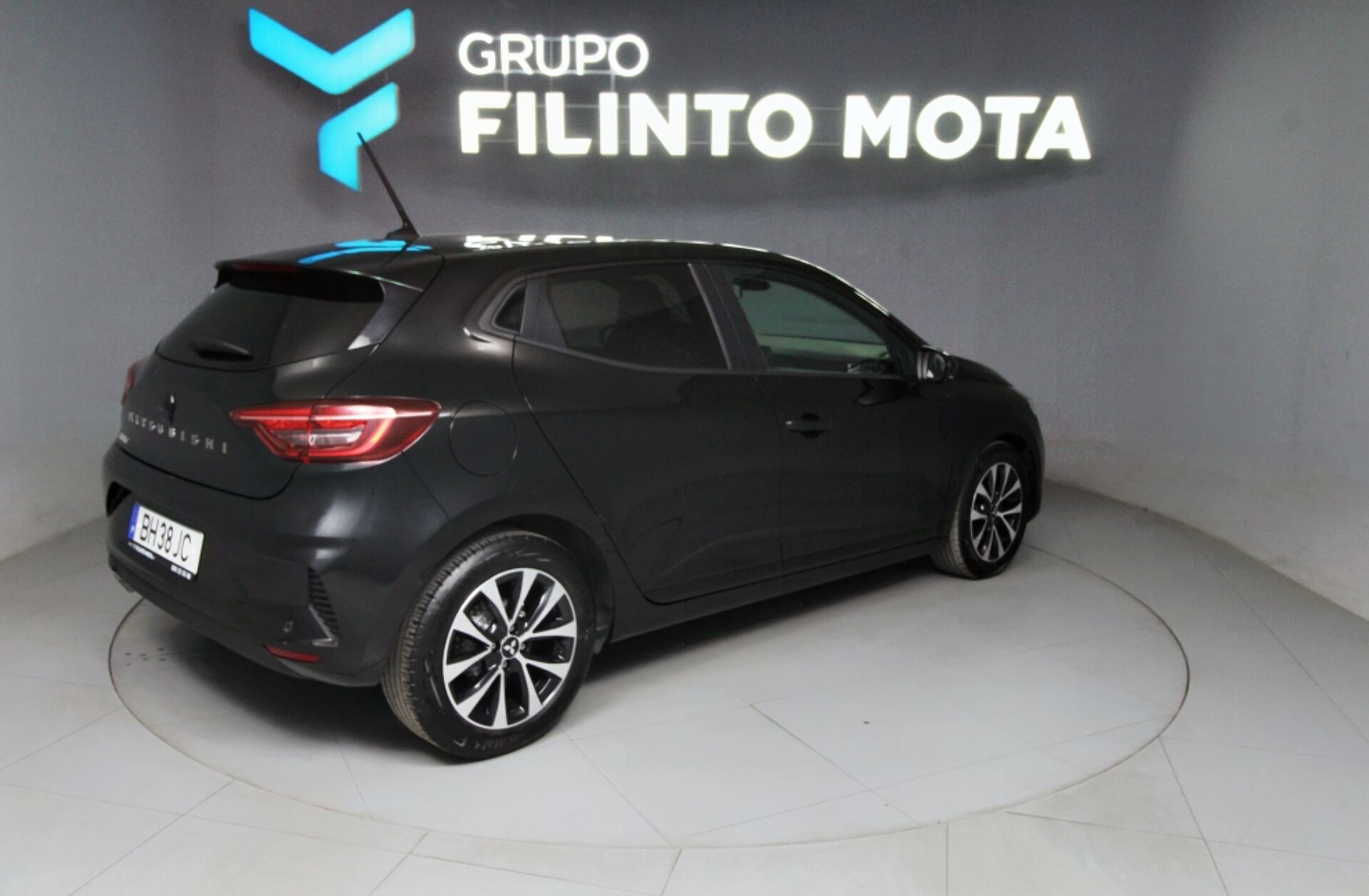 MITSUBISHI Colt 1.0 MPI-T Invite