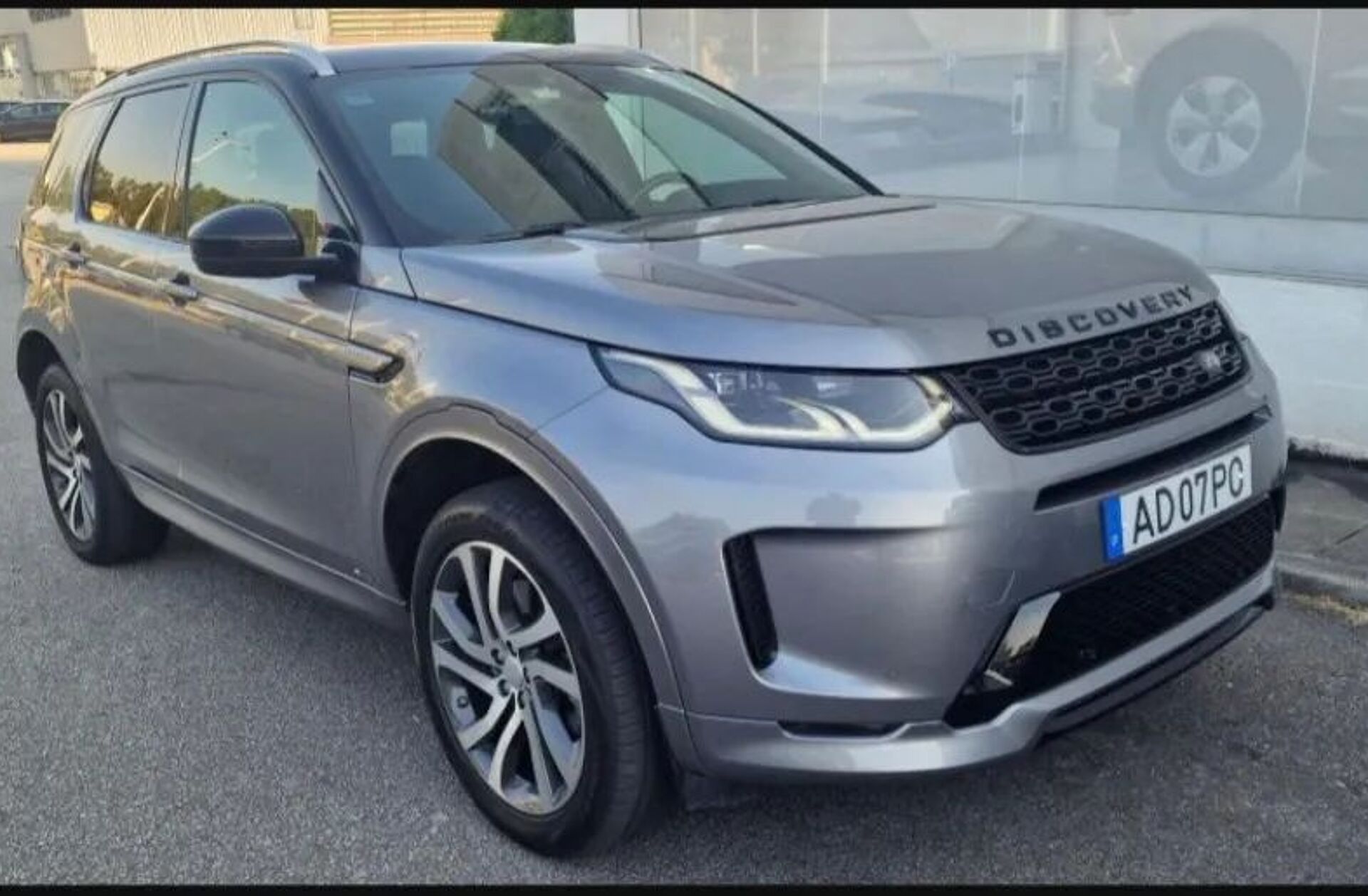 LAND ROVER Discovery S.2.0 eD4 R-Dynamic 7L