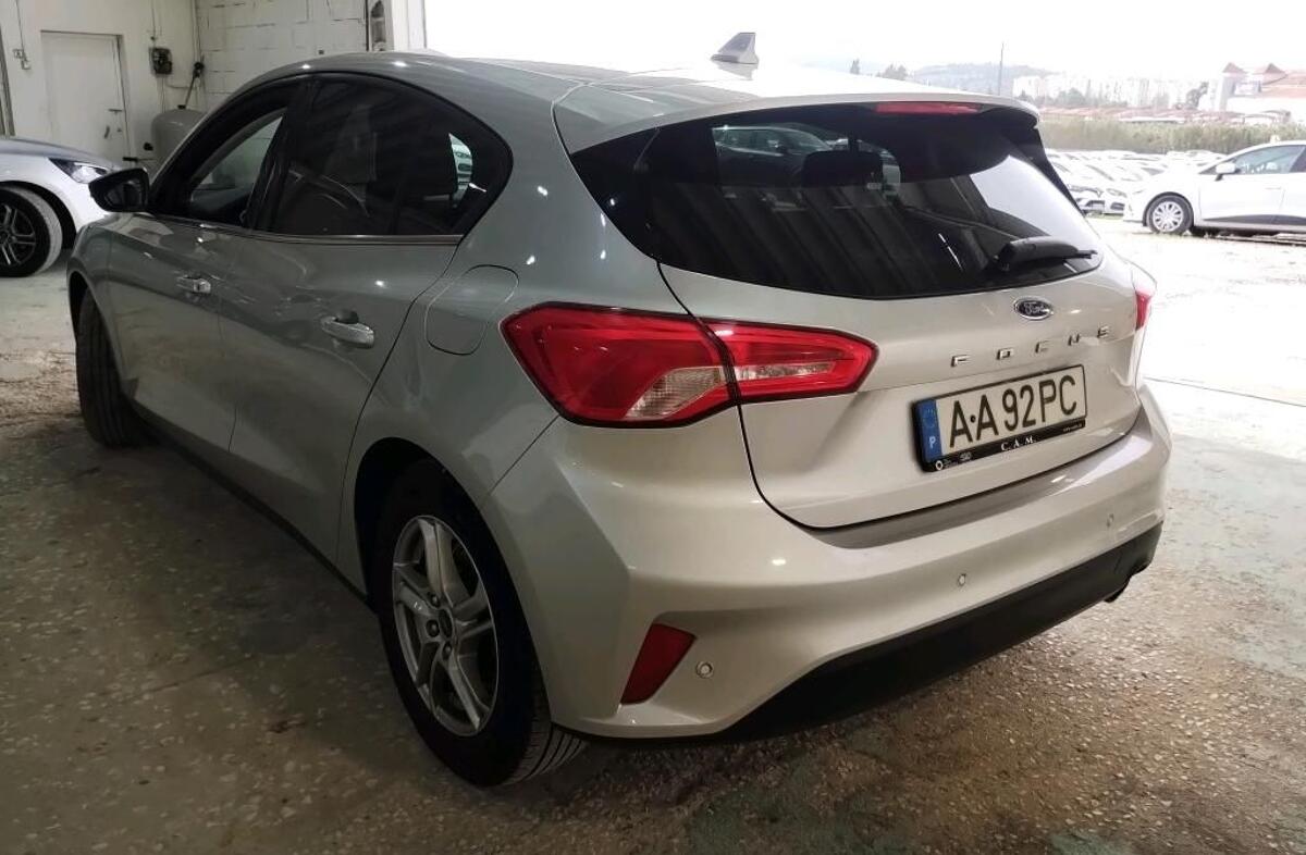 FORD Focus 1.5 TDCi EcoBlue Tita.Aut.
