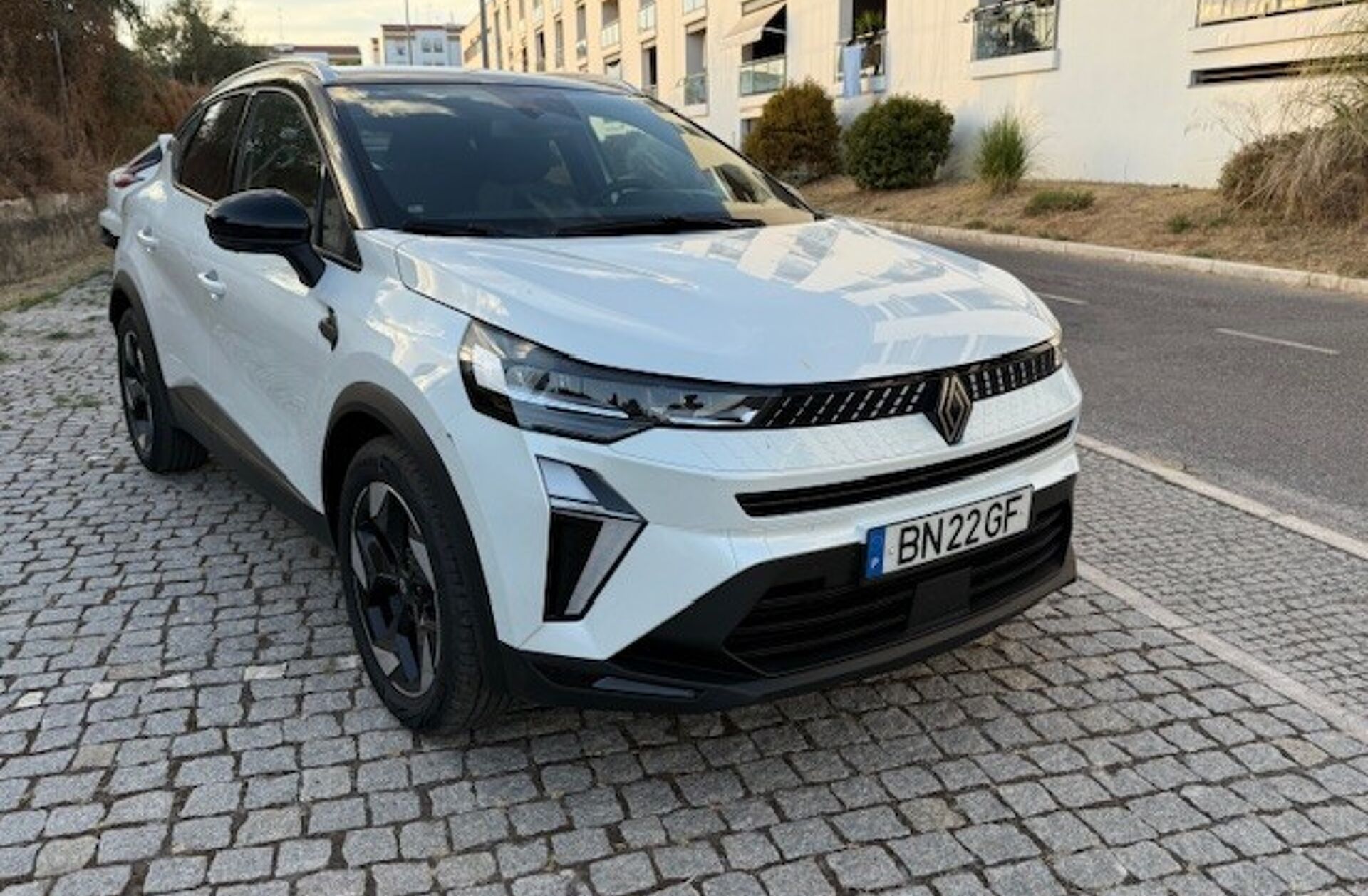 RENAULT Captur 1.0 TCe Equilibre