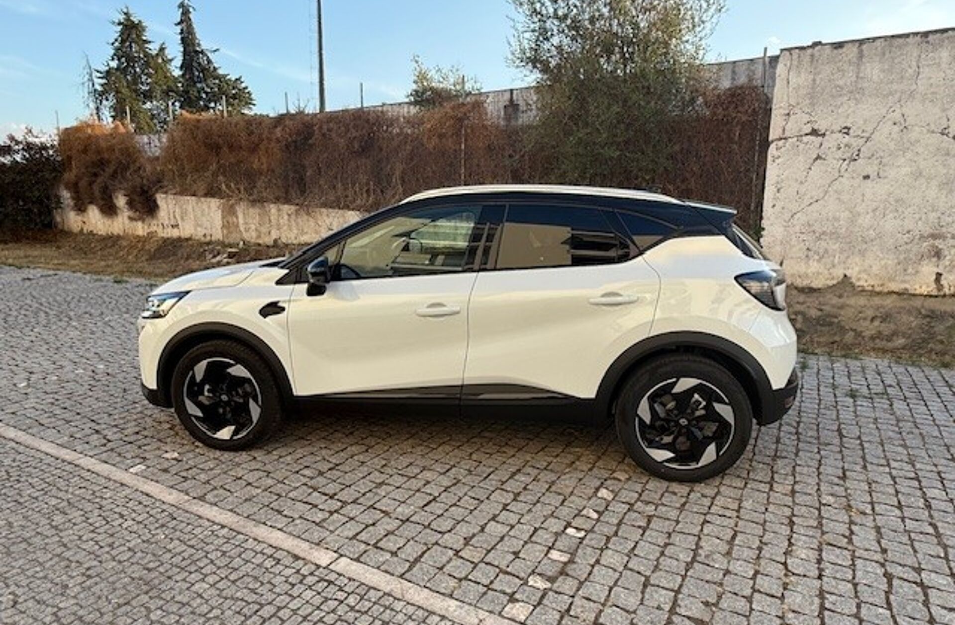 RENAULT Captur 1.0 TCe Equilibre