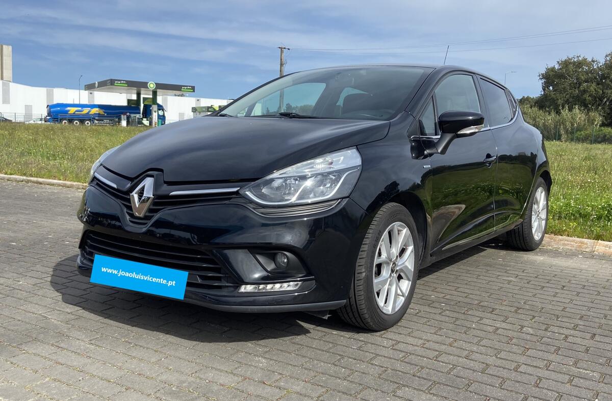 RENAULT Clio 0.9 TCe Limited Bi-Fuel