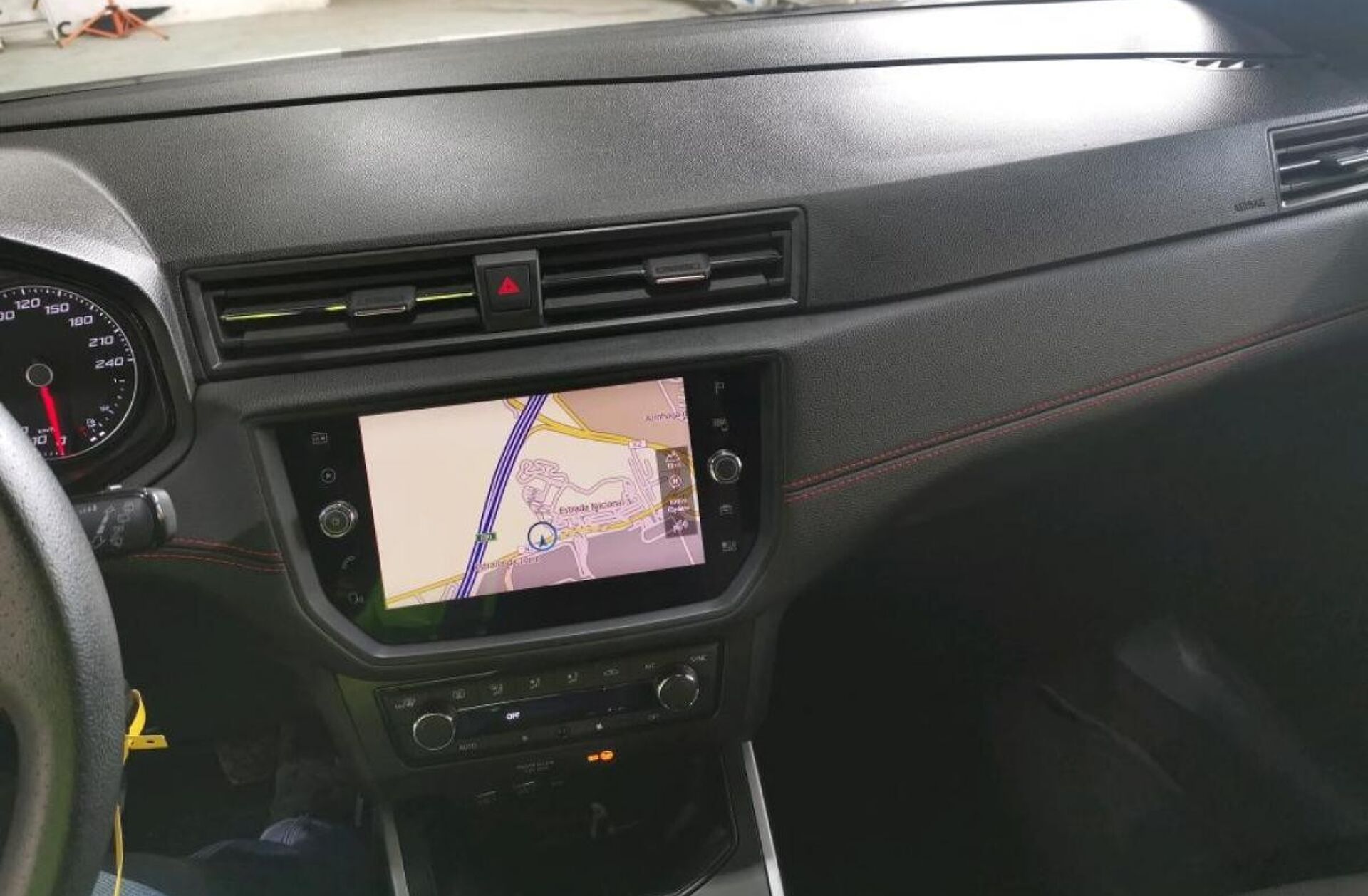 SEAT Arona 1.0 TSI FR