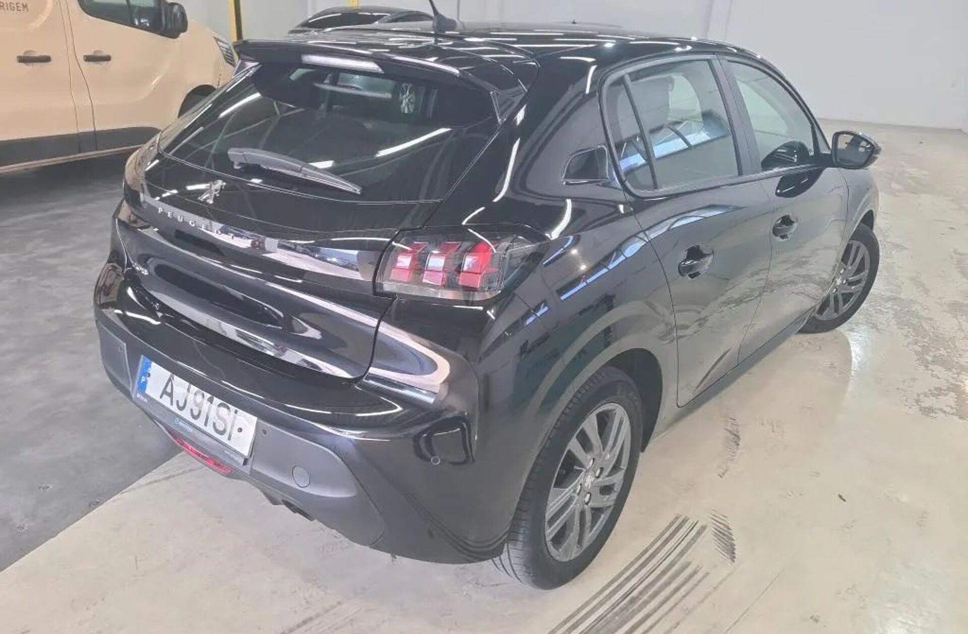 PEUGEOT 208 1.2 PureTech Active Pack