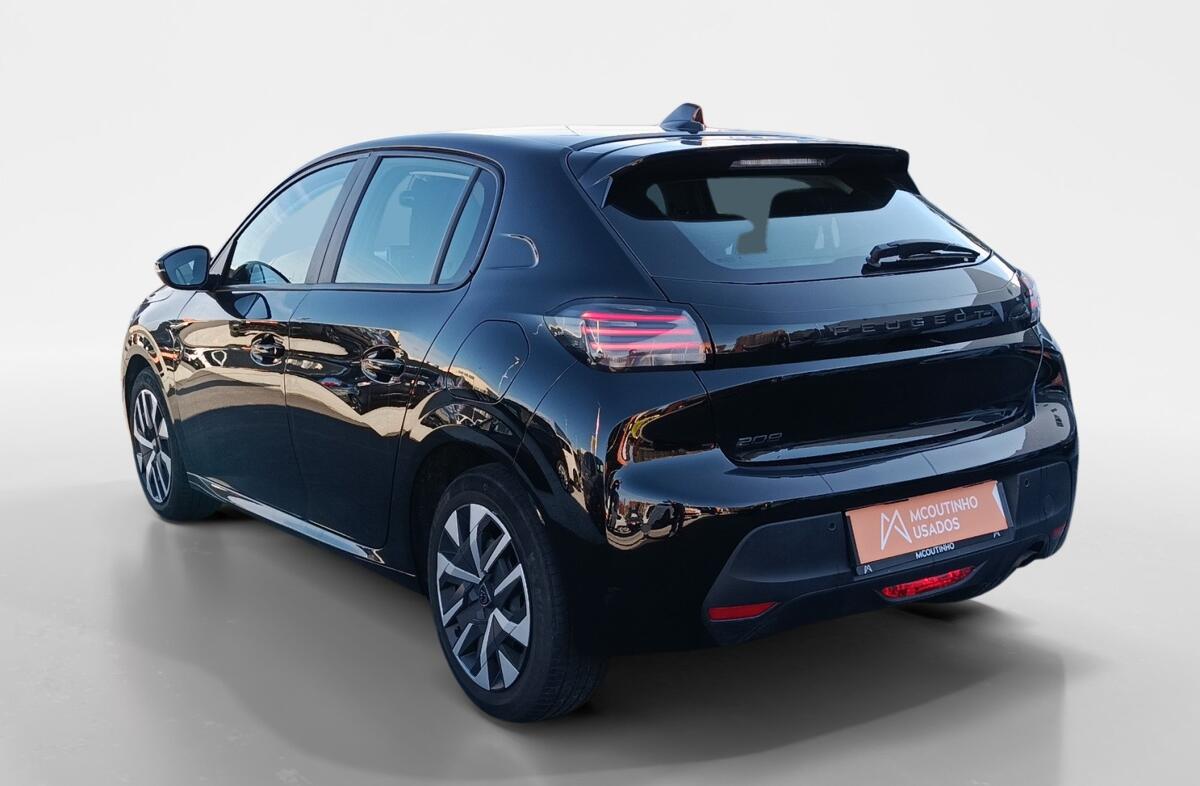 PEUGEOT 208 1.2 PureTech Active