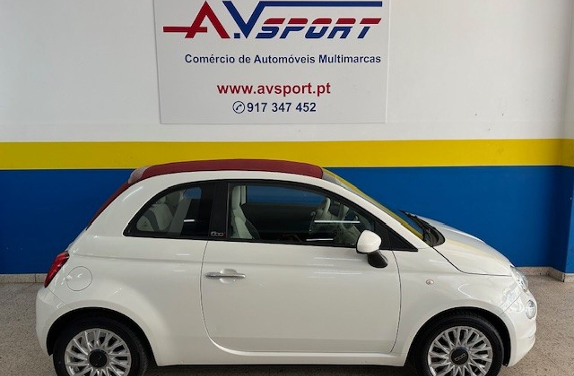 FIAT 500 C 1.0 Hybrid Lounge