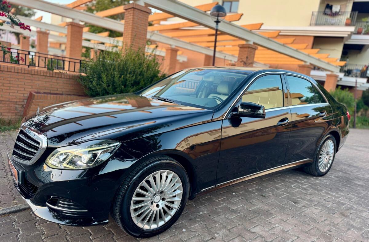 MERCEDES Classe E E 300 BlueTEC Hybrid Eleg.