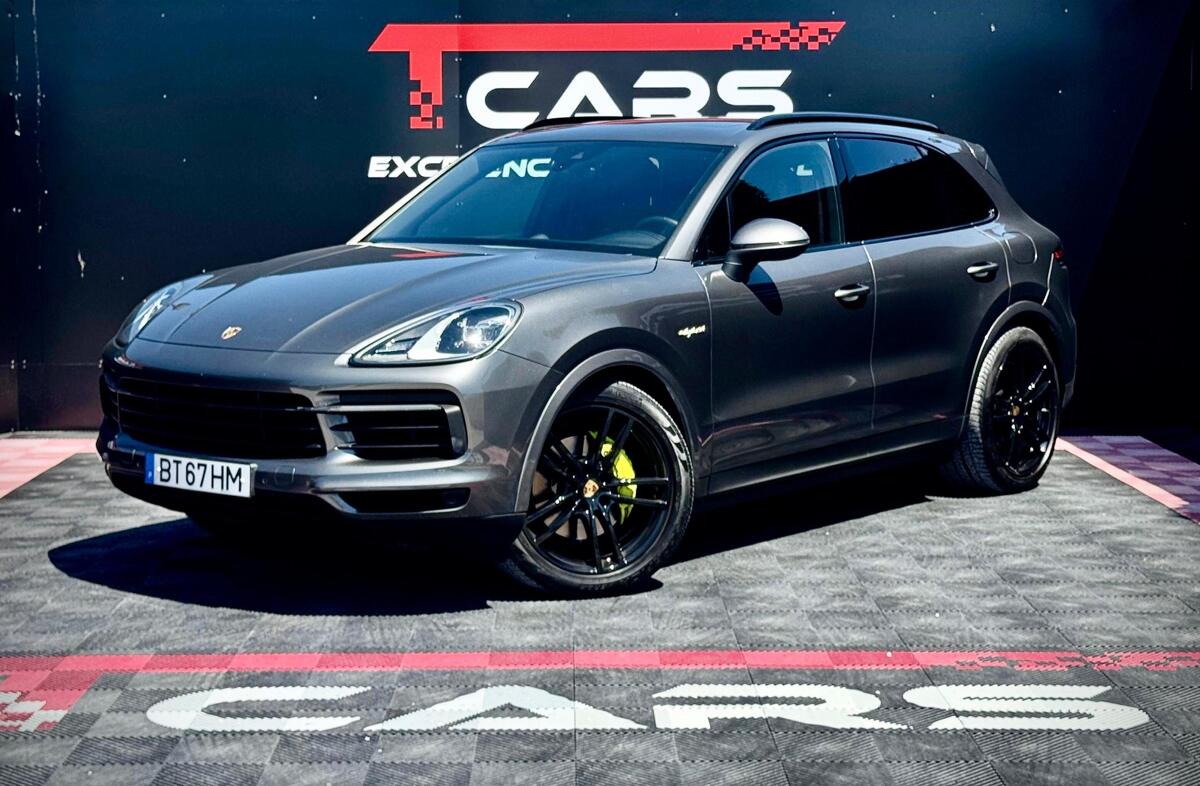 PORSCHE Cayenne E-Hybrid