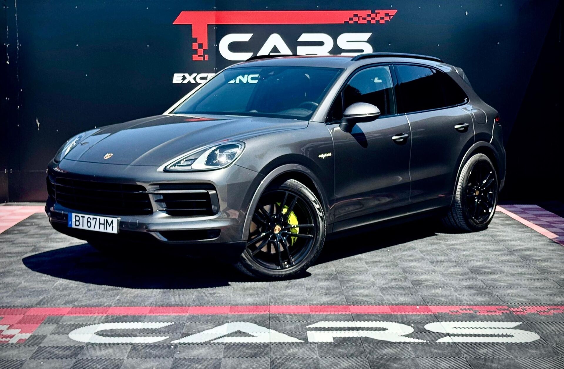 PORSCHE Cayenne E-Hybrid