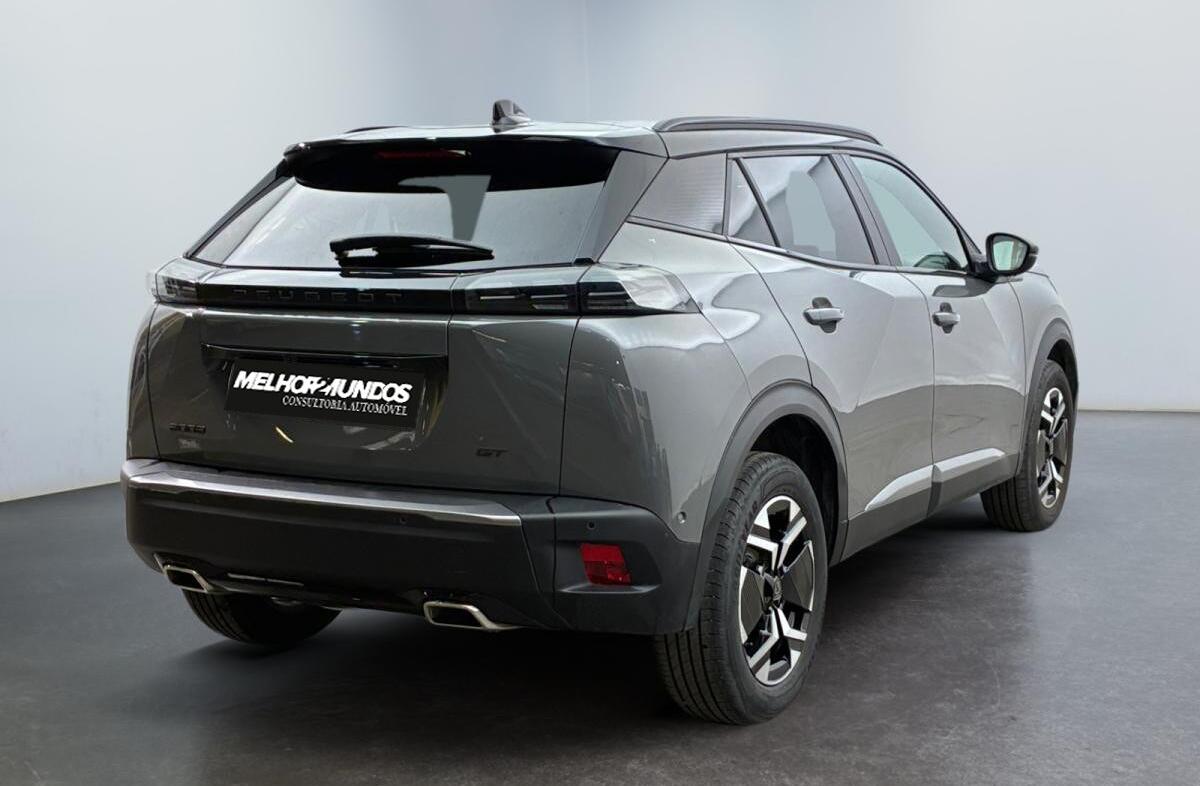 PEUGEOT 2008 1.2 PureTech GT EAT8