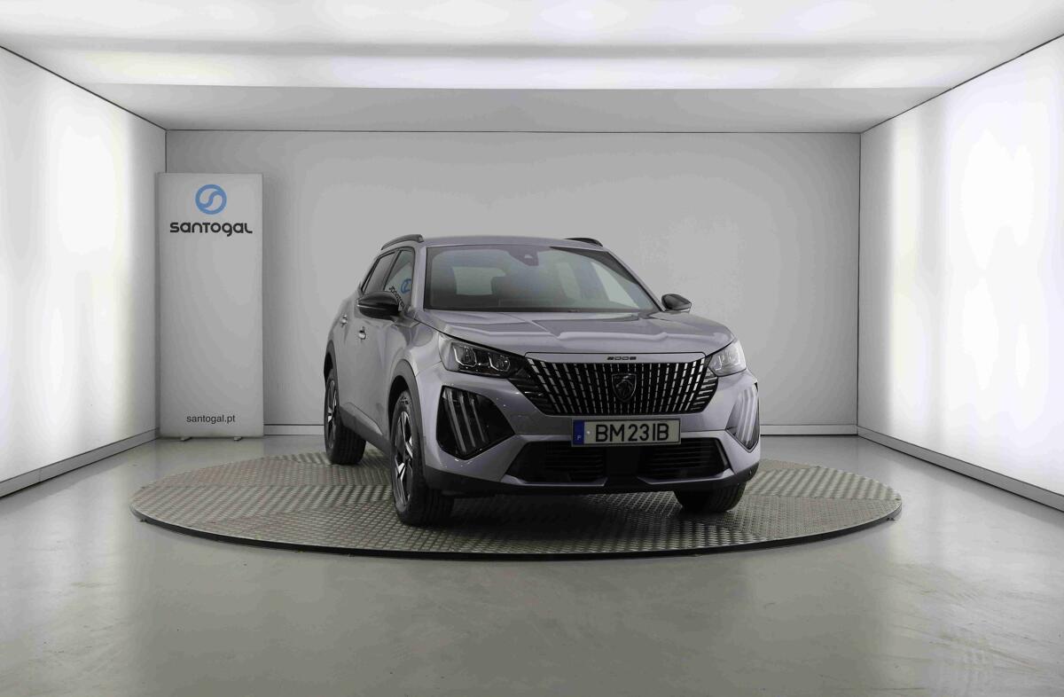 PEUGEOT 2008 1.2 PureTech Allure EAT8