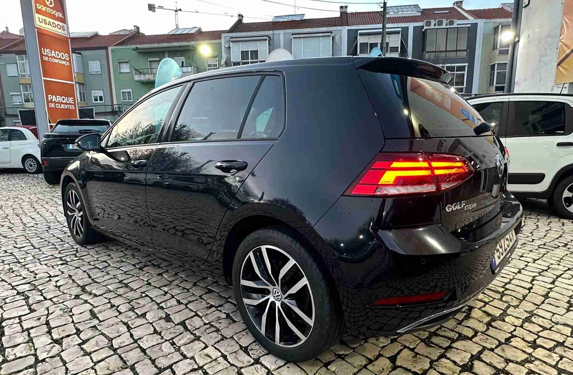 VOLKSWAGEN Golf 1.5 TSI Stream DSG