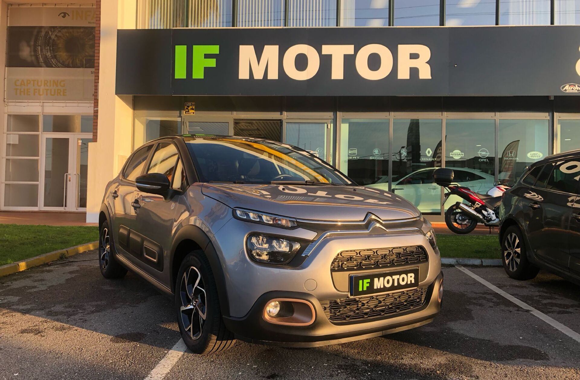 CITROEN C3 1.2 PureTech C-Series