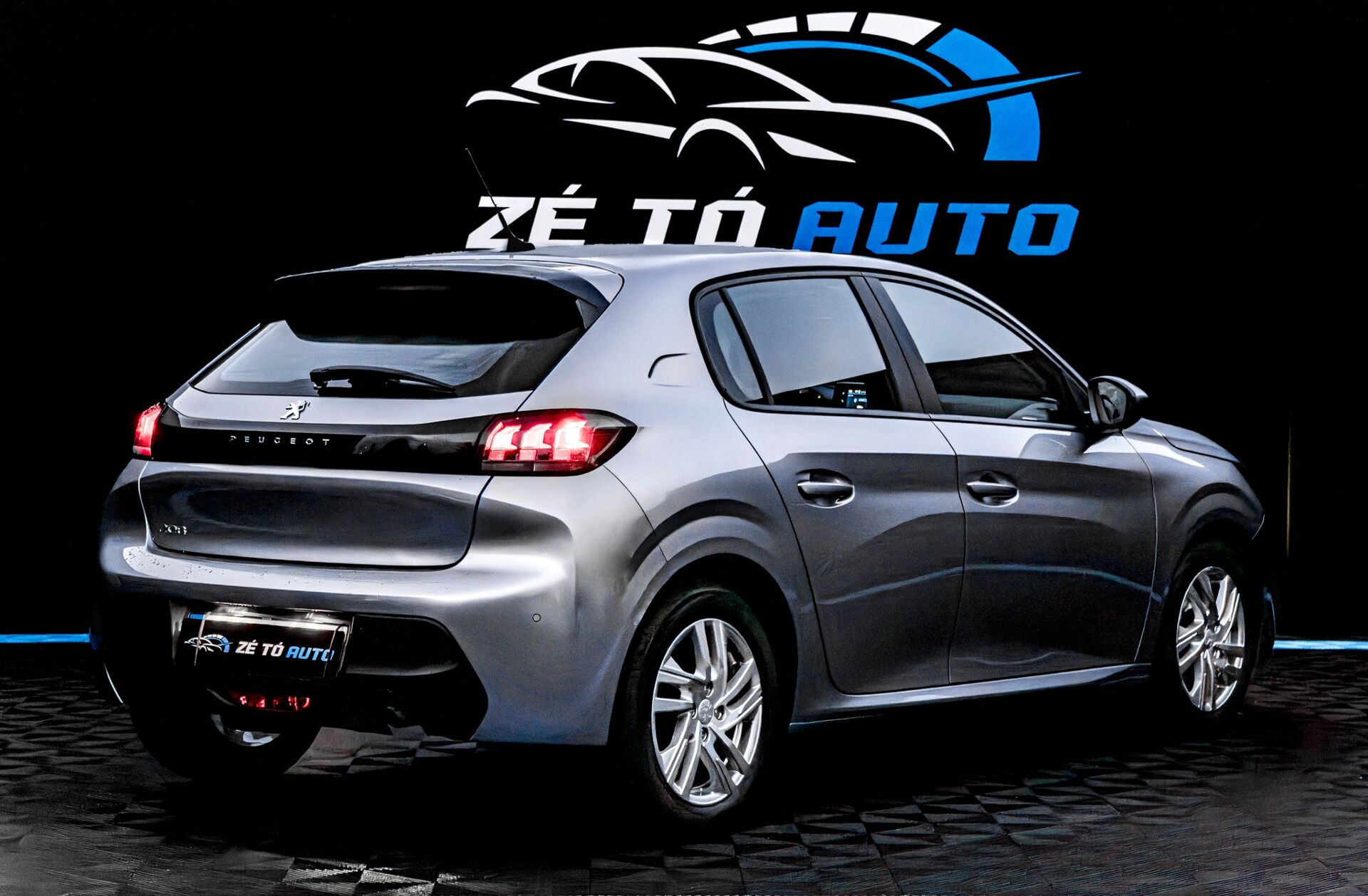 PEUGEOT 208 1.2 PureTech Active Pack