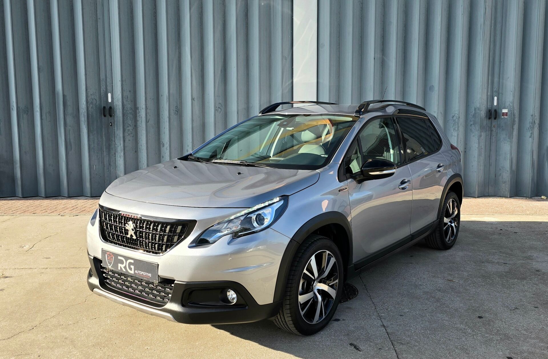 PEUGEOT 2008 1.2 PureTech GT Line