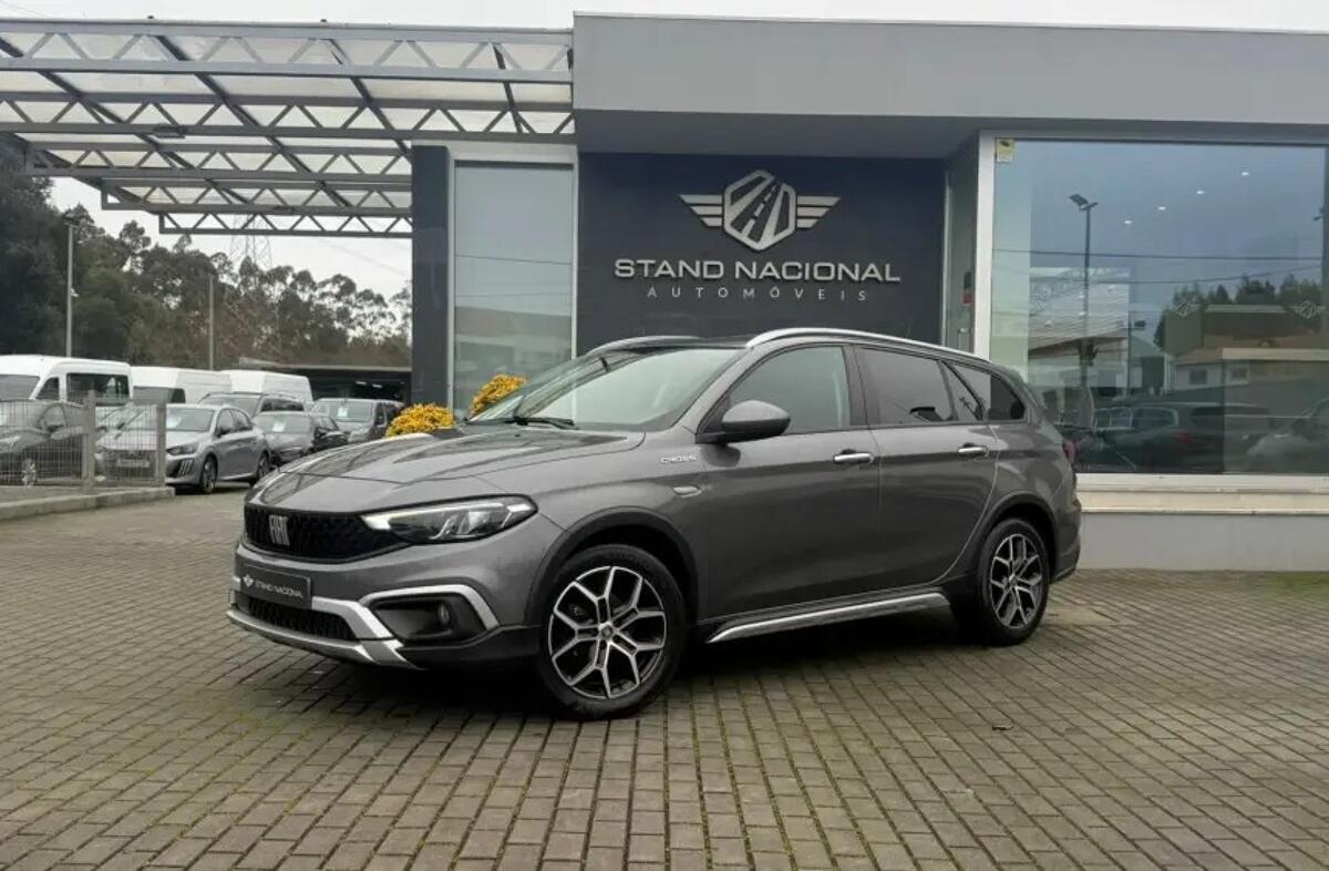 FIAT Tipo 1.0 GSE T3 Cross