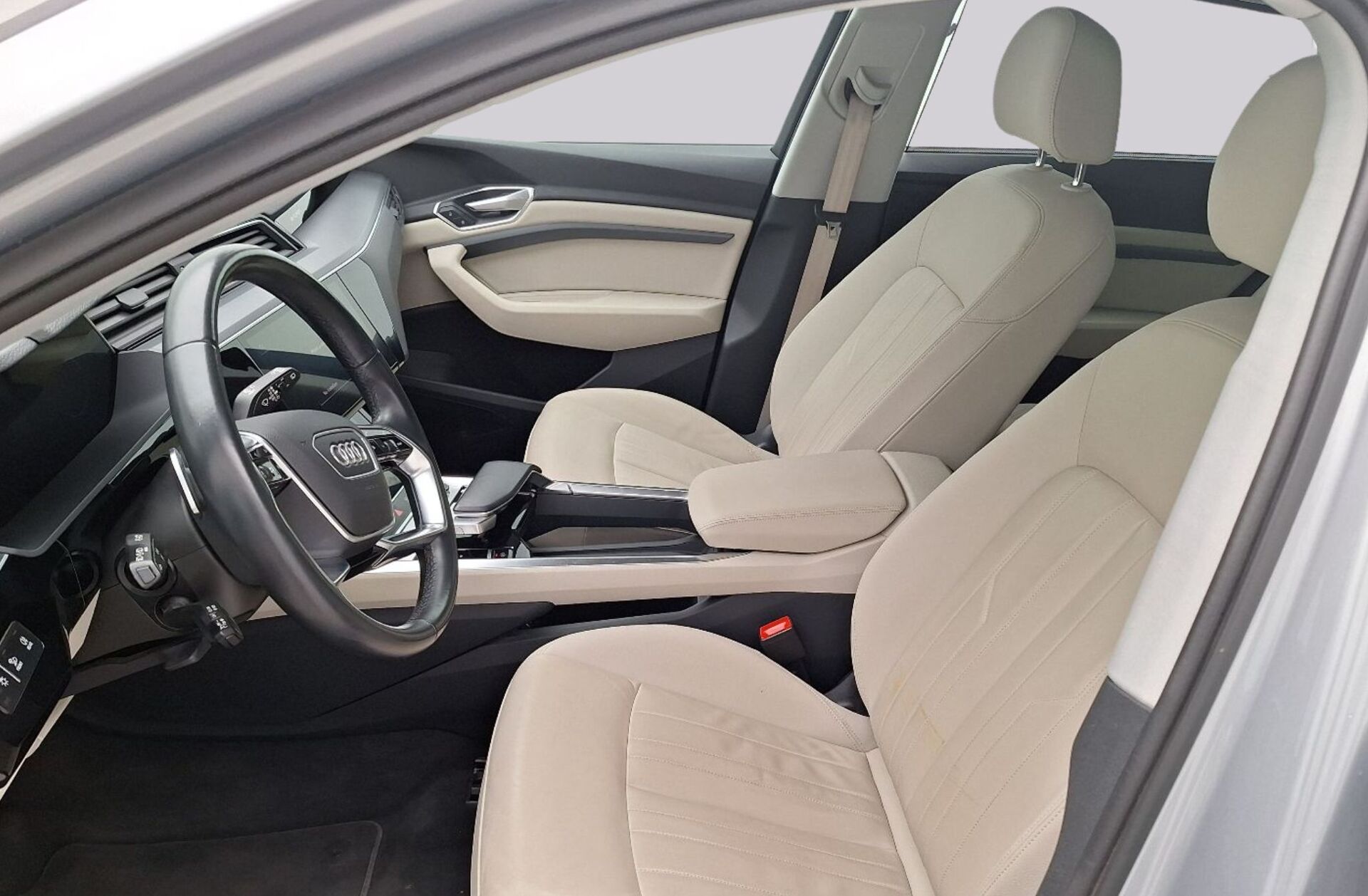 AUDI e-tron 55 quattro Advanced