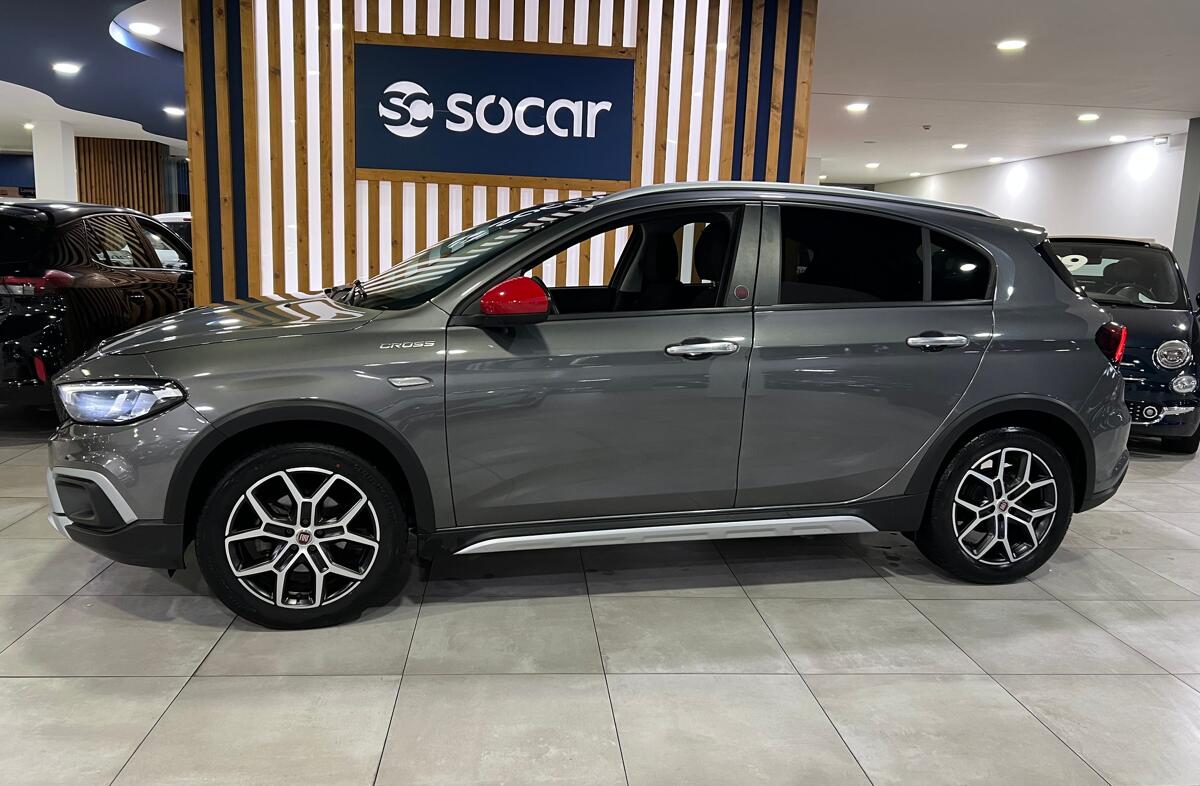 FIAT Tipo 1.0 GSE T3 Cross