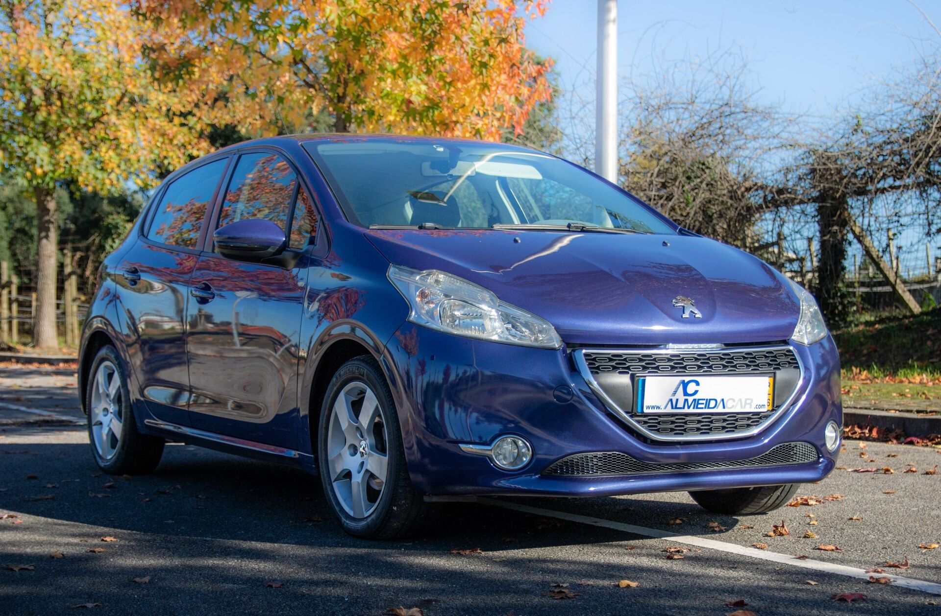 PEUGEOT 208 1.4 HDi Allure