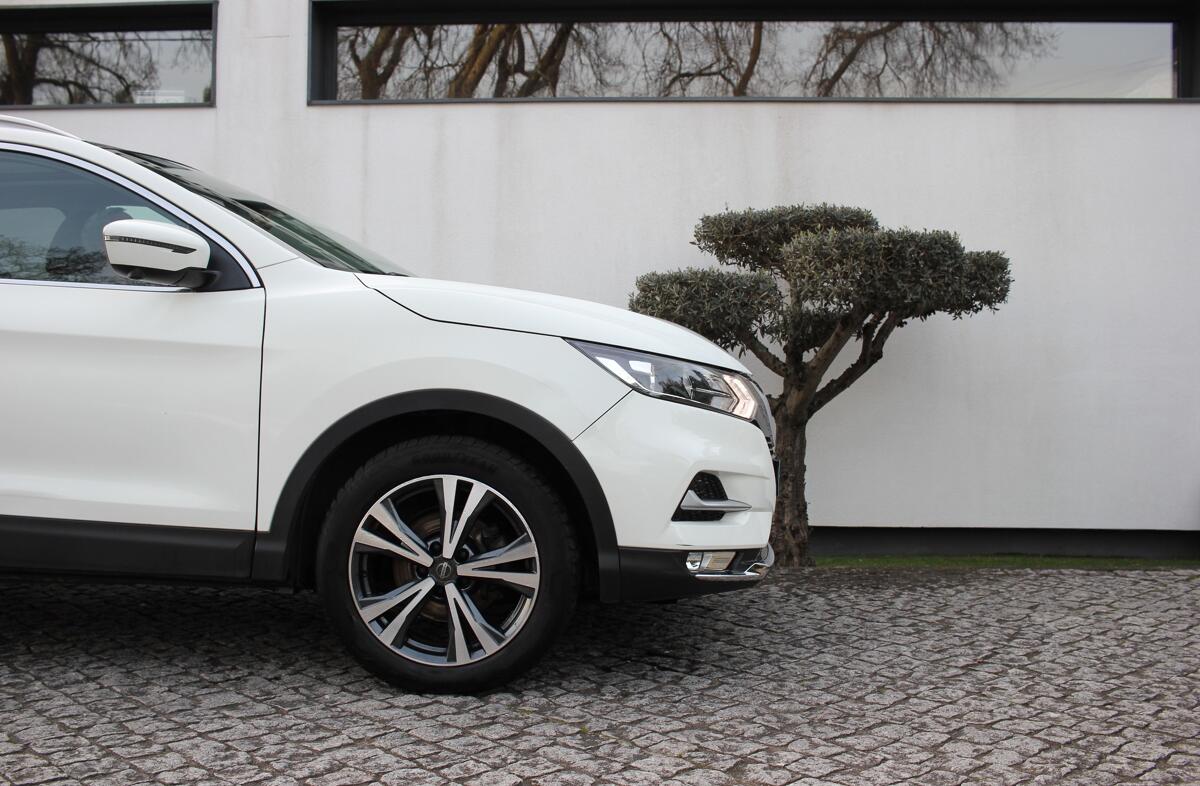 NISSAN Qashqai 1.5 dCi N-Connecta