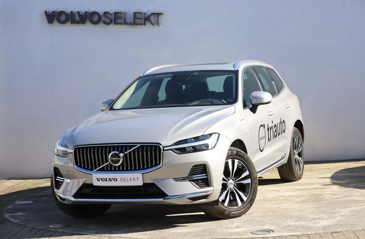 VOLVO XC60 2.0 T6 PHEV Core AWD