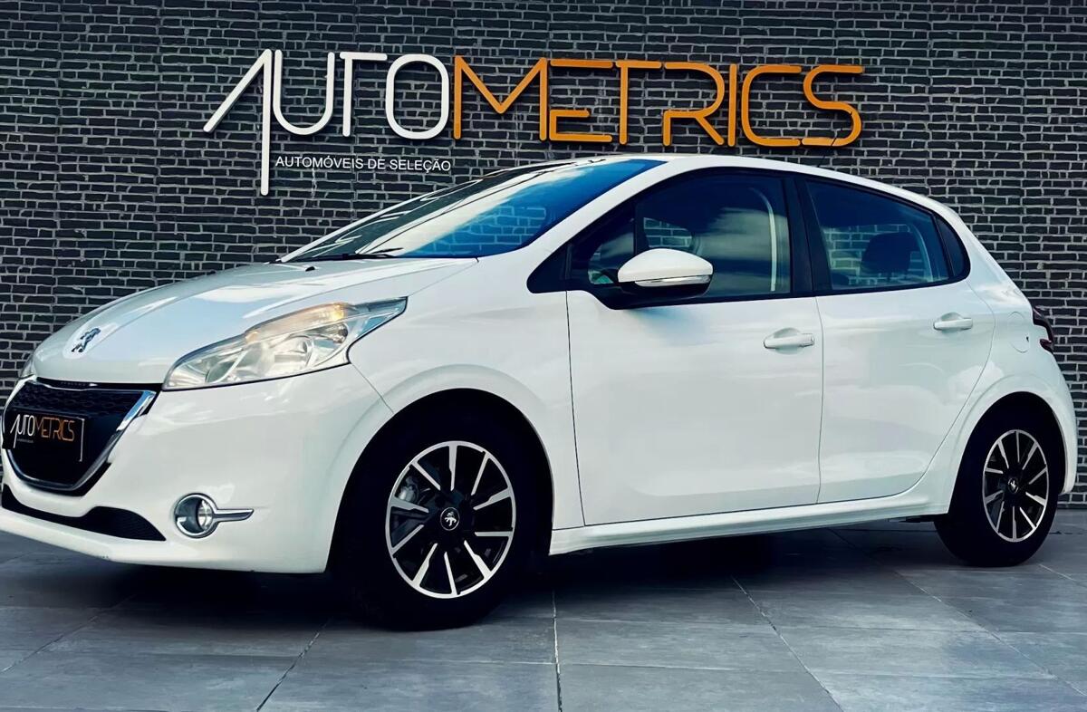 PEUGEOT 208 1.2 VTi Active